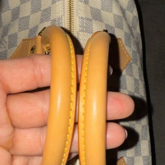 Authentic Louis Vuitton Damier Azure Speedy 30 - Picture 5 of 12